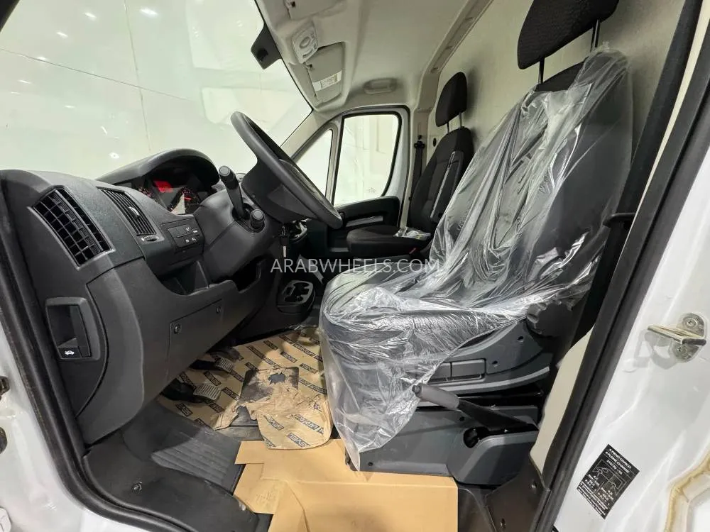 بيجو بوكسر 2025 for Sale in الرياض Image-6