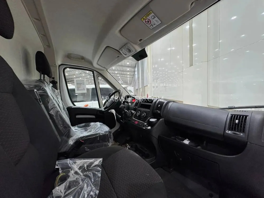 بيجو بوكسر 2025 for Sale in الرياض Image-12