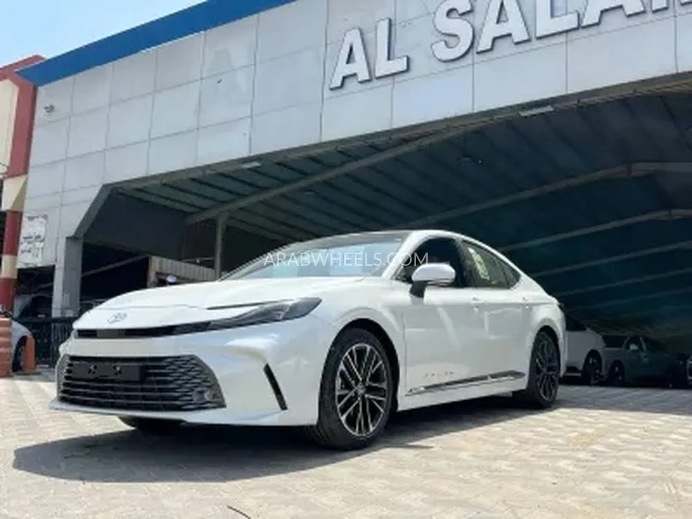 تويوتا كامري 2025 for Sale in الدمام Image-1