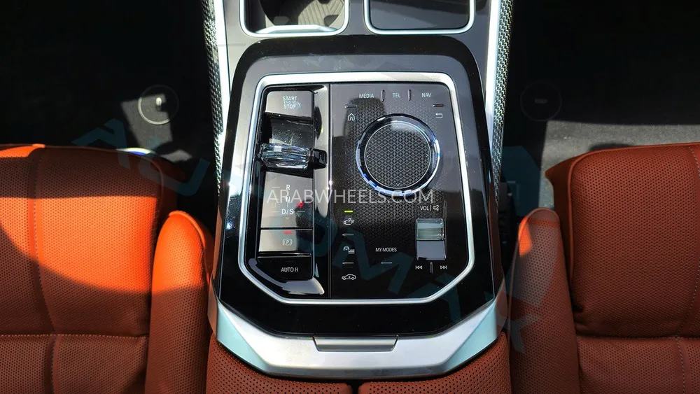 بي ام دبليو الفئة السابعة 2025 for Sale in وادي الدواسر Image-29