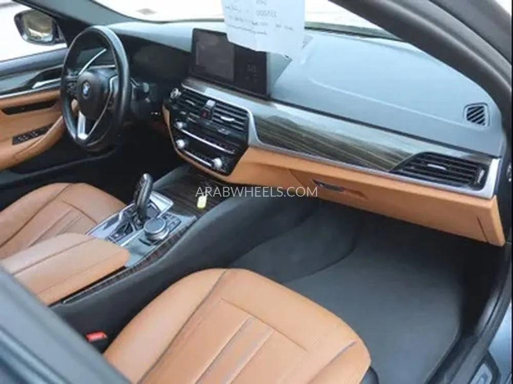 بي ام دبليو الفئة الخامسة 2022 for Sale in الدمام Image-11