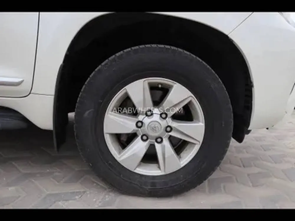 تويوتا لاند كروزر برادو 2020 for Sale in الدمام Image-11