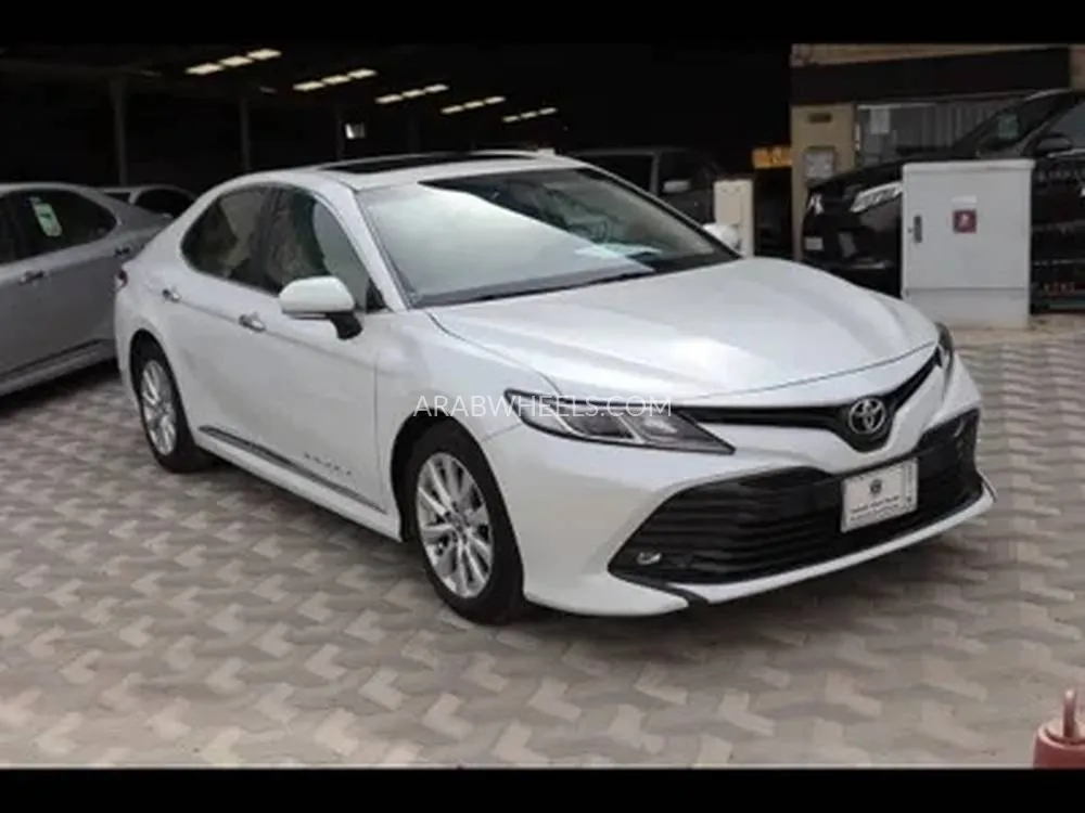 تويوتا كامري 2020 for Sale in الدمام Image-1