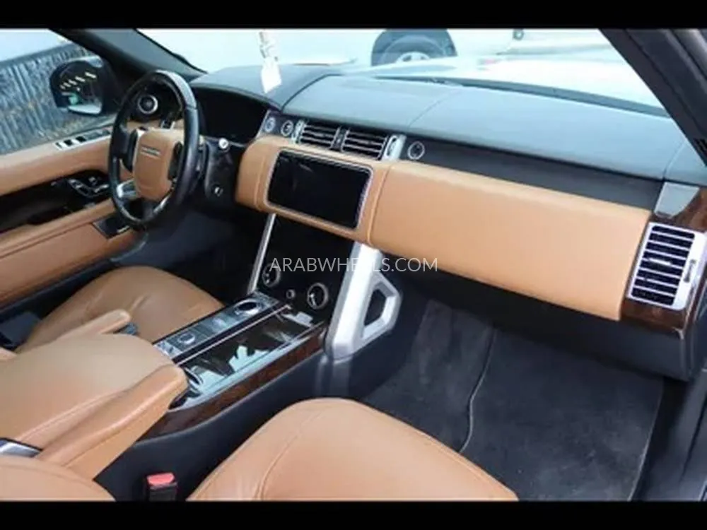 لاند روفر رينج روفر 2020 for Sale in الدمام Image-14