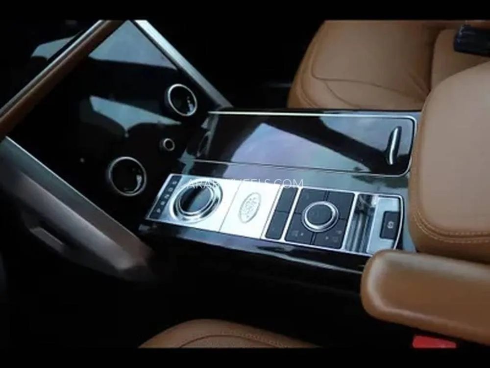 لاند روفر رينج روفر 2020 for Sale in الدمام Image-17