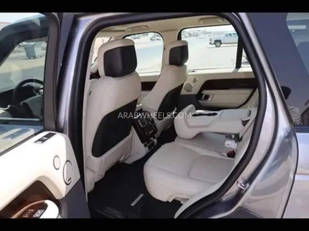 لاند روفر رينج روفر 2020 for Sale in الدمام Image-7