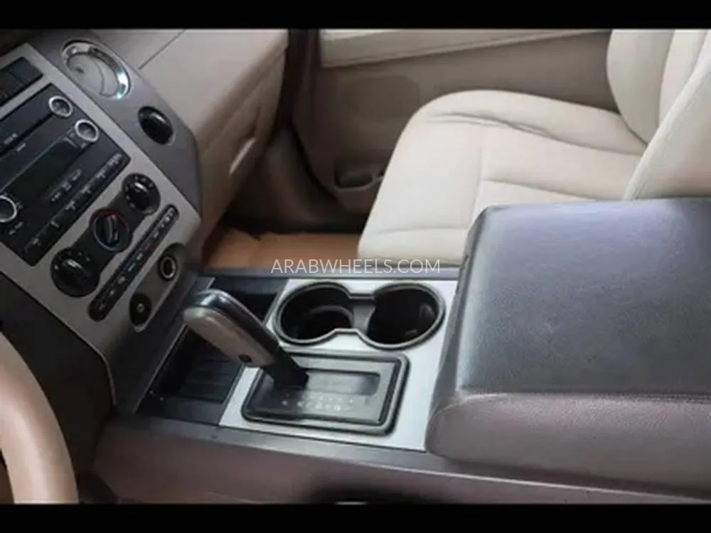 فورد إكسبيديشن 2007 for Sale in الدمام Image-11