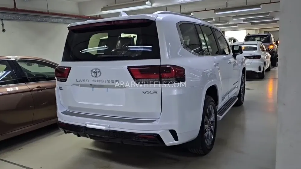 تويوتا لاند كروزر 2024 for Sale in الرياض Image-9