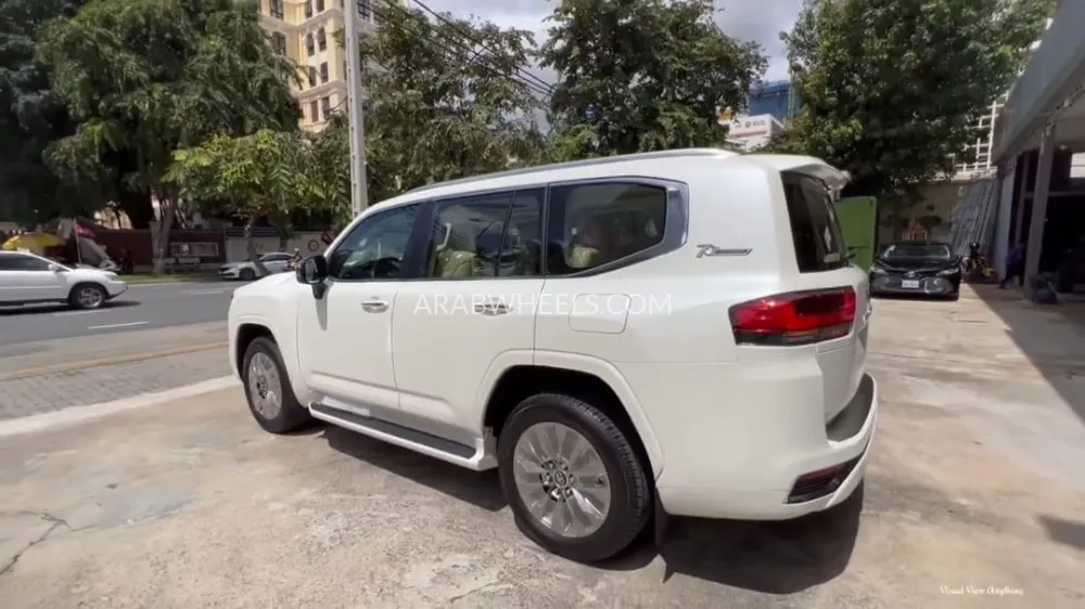 تويوتا لاند كروزر 2022 for Sale in الرياض Image-6