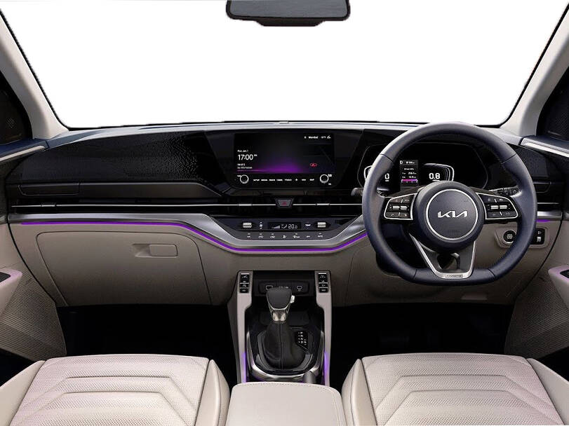 كيا كارينز Interior 