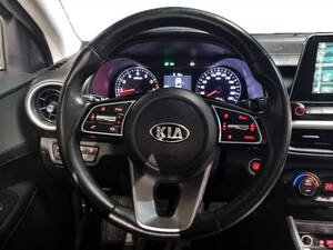 كيا سيراتو كوبيه الداخلية 