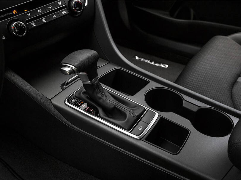 كيا أوبتيما Interior 