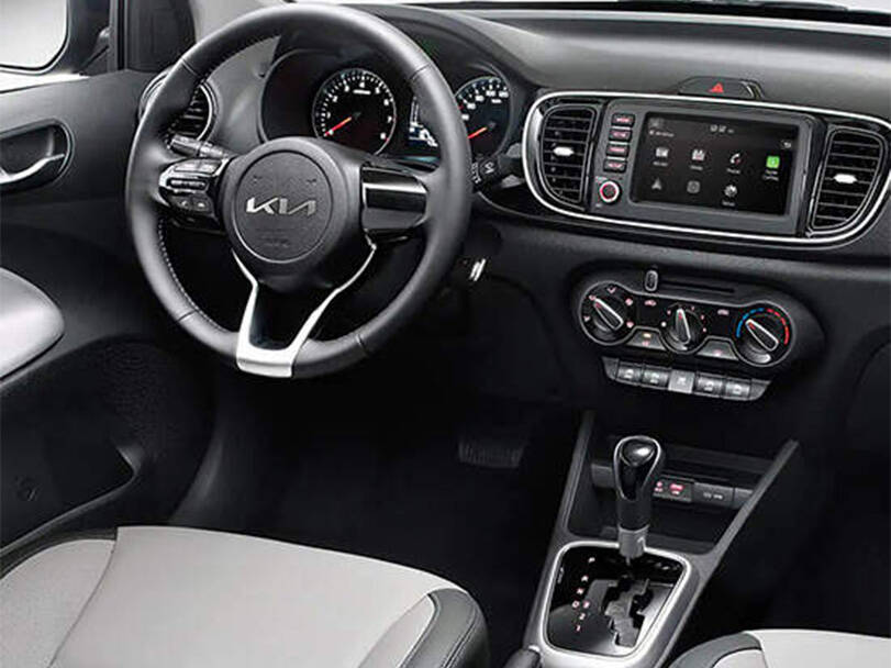 كيا بيغاس Interior 
