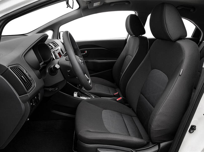 كيا ريو الجيل الثالث (UB) Interior 