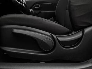 كيا ريو الداخلية 