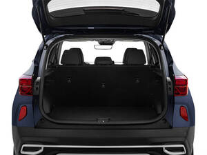 كيا سيلتوس الداخلية 