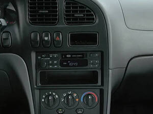 Kia Sephia Interior 