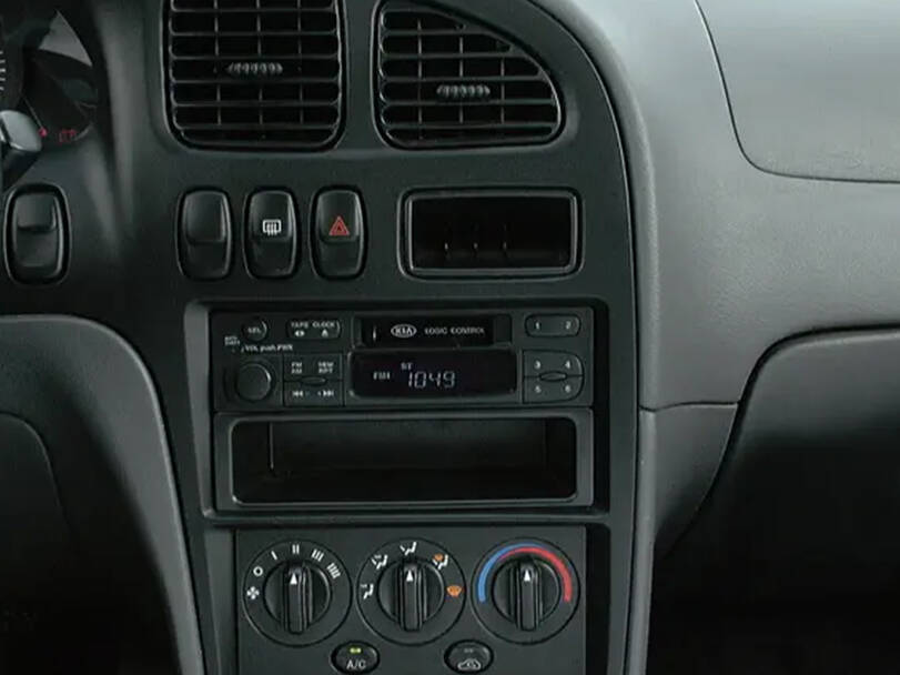 Kia Sephia Interior 