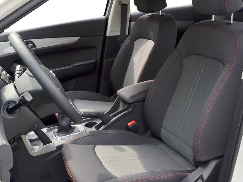 BAIC X55 1st Generation Interior 