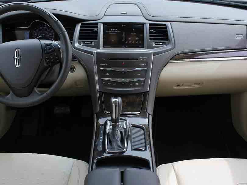 لينكون MKS Interior 