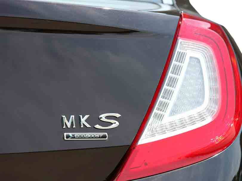 لينكون MKS Exterior 