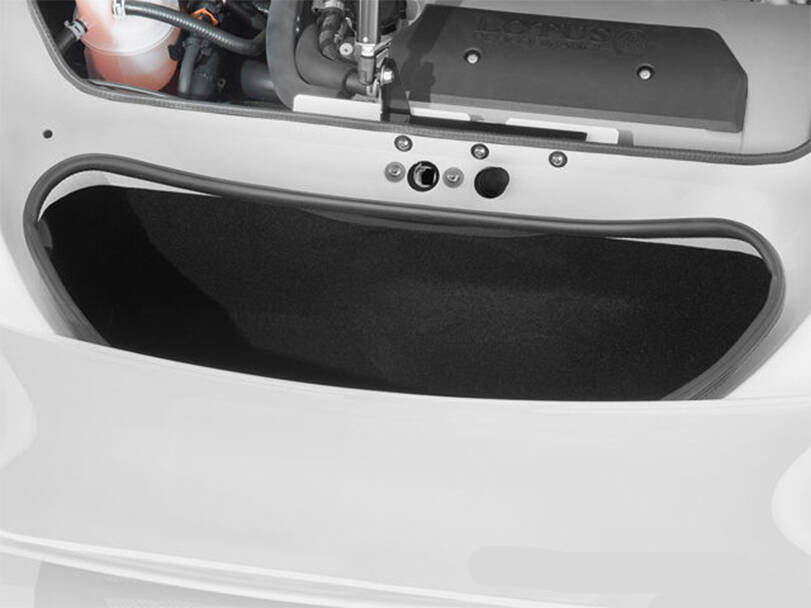 لوتس إكسيج Interior 