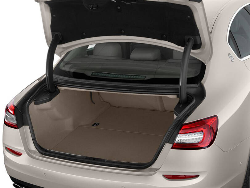 مازيراتي كواتروبورتي Interior 