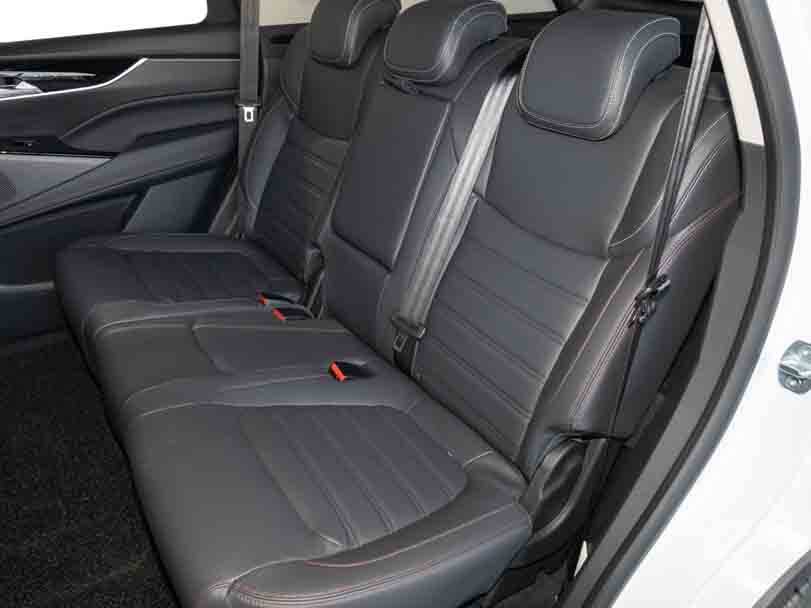 Maxus D60 Interior 