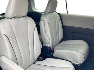 مازدا ٥ الداخلية 