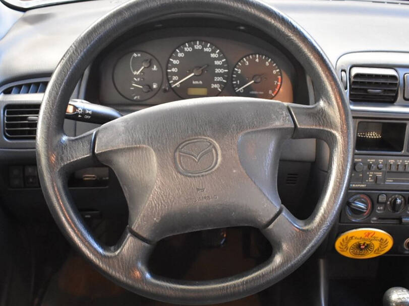 مازدا ٦٢٦ Interior 