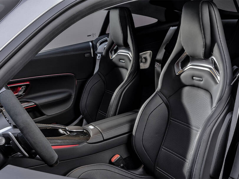 مرسيدس بنز إيه إم جي جي تي Interior 