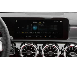 مرسيديس بنز سي إل إيه الداخلية 