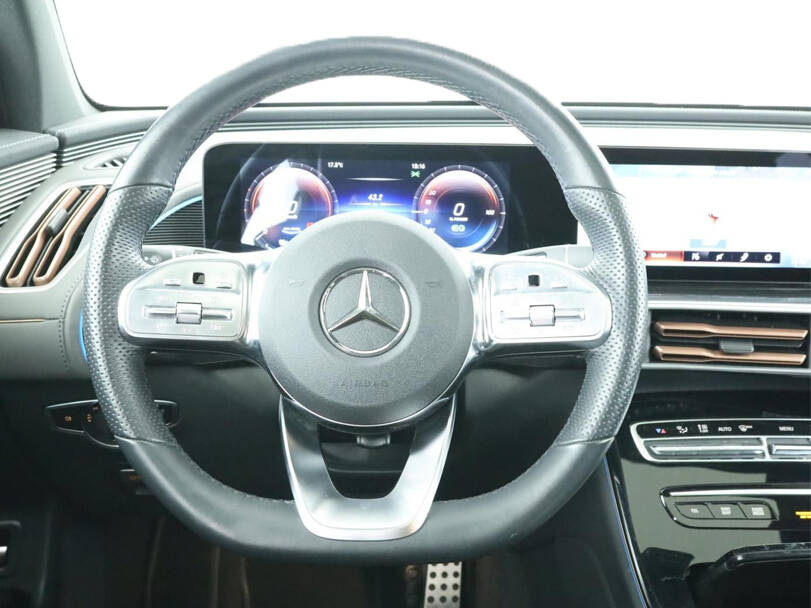 Mercedes Benz EQC Interior 