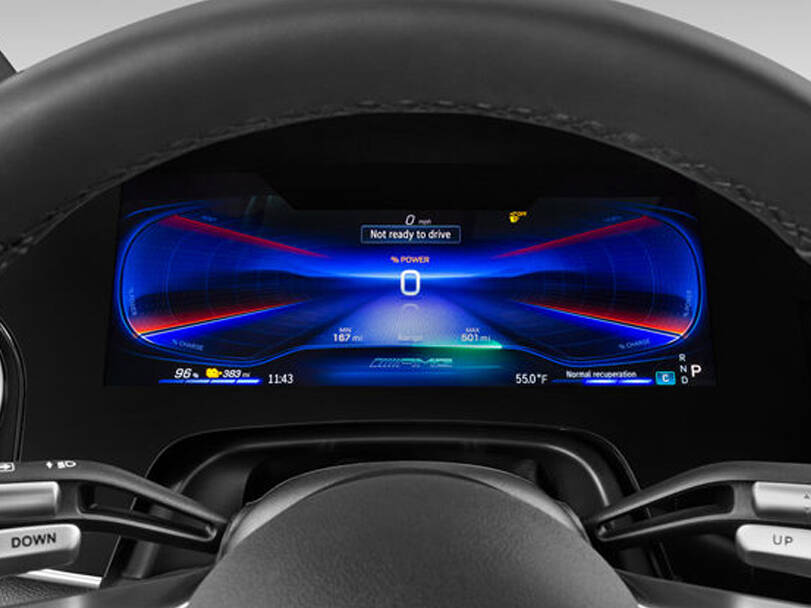 مرسيديس بنز إي كيو إس 2025 Interior 