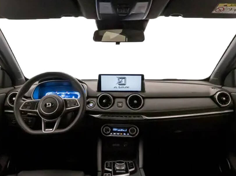 الدمّاني دي إم في ٣٠٠ 2025 Interior 
