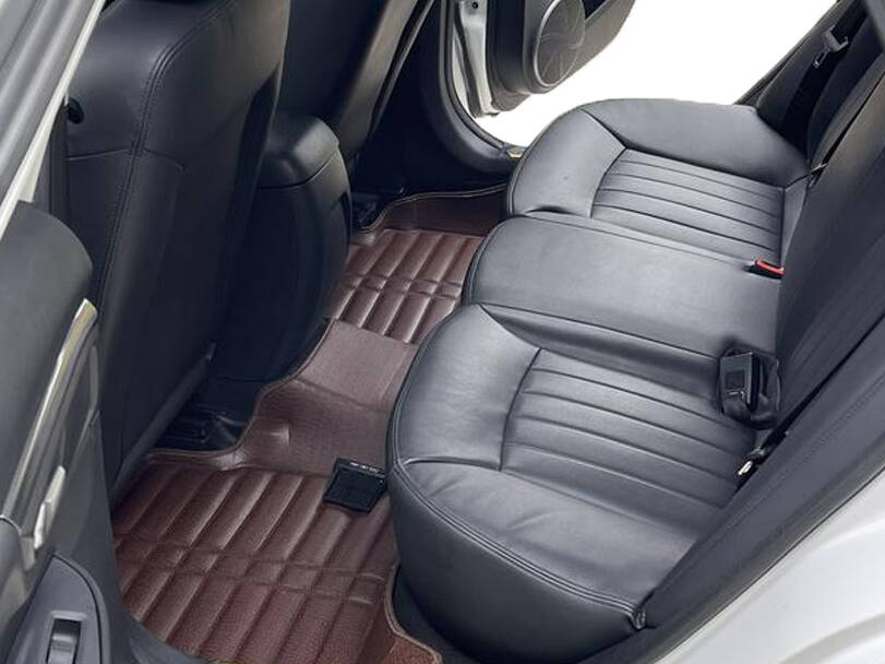 Bestune B50 Interior 