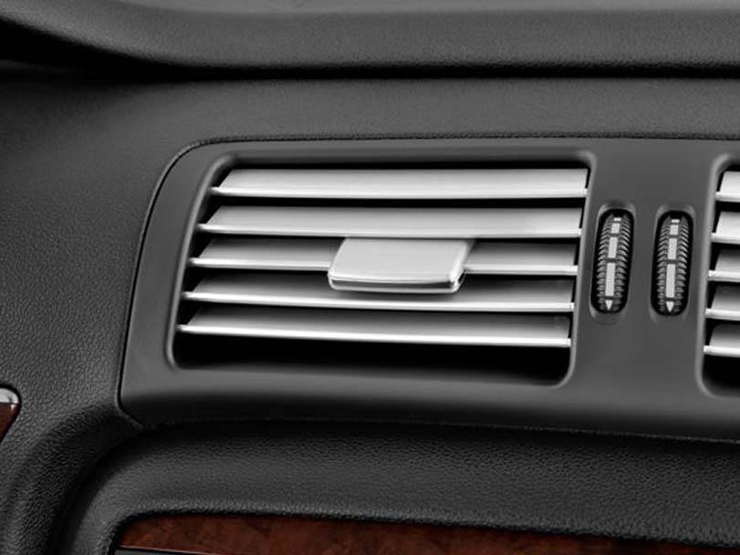 مرسيدس بنز آر كلاس Interior 
