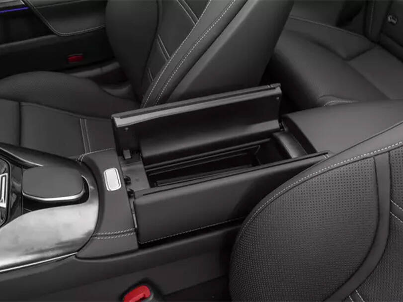 مرسيدس بنز إس إل كلاس 2025 Interior 