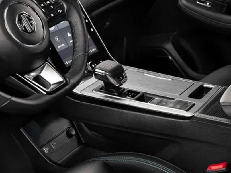إم جي آر إكس ٥ 2025 Interior 
