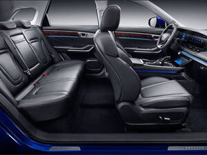 Bestune T99 Interior 