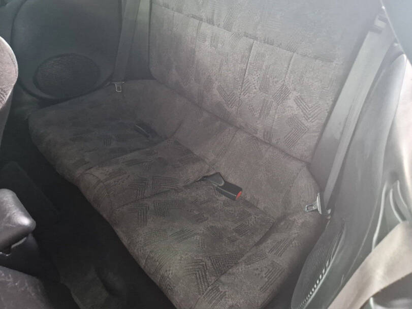 ميتسوبيشي إكليبس الجيل الثالث Interior 