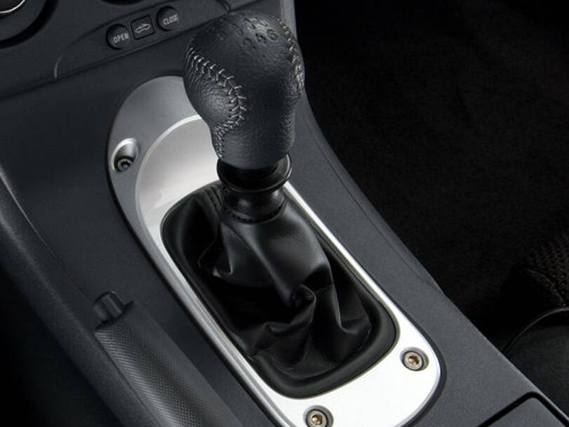 Mitsubishi Eclipse Interior 