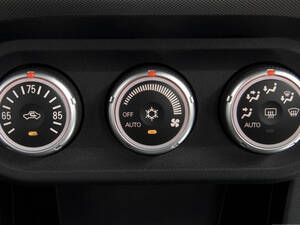 Mitsubishi Lancer Evolution Interior 