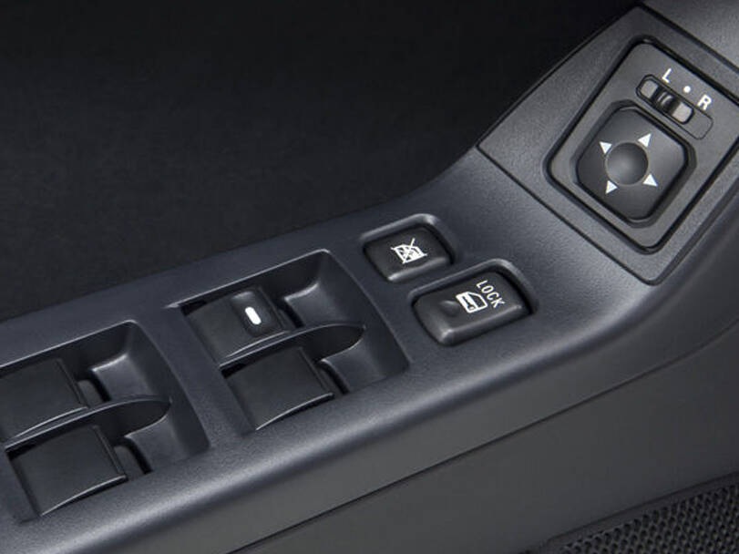 Mitsubishi Lancer Evolution Interior 
