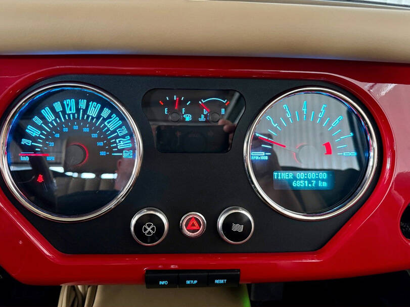 Morgan Roadster Interior 