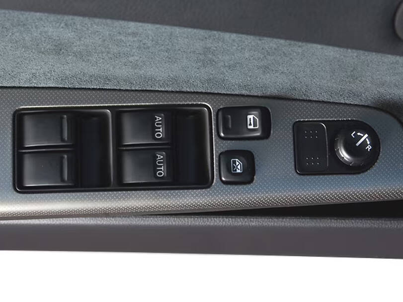 Nissan Altima 3rd (L31) Generation Interior 