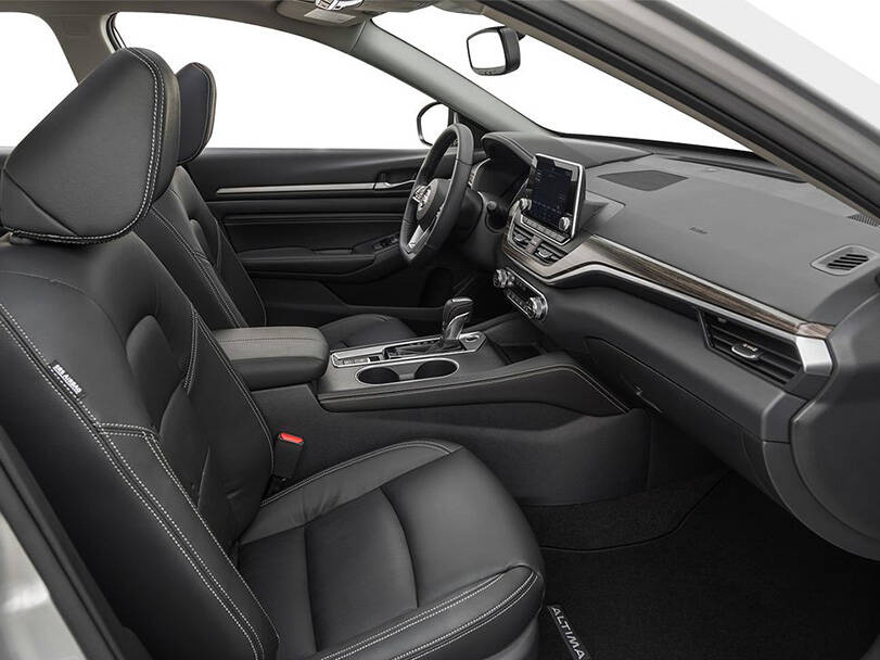 نيسان ألتيما 2025 Interior 
