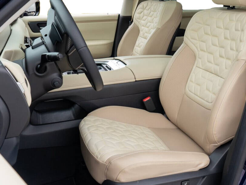 نيسان أرمادا 2025 Interior 