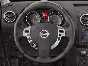 نيسان قاشقاي الداخلية 