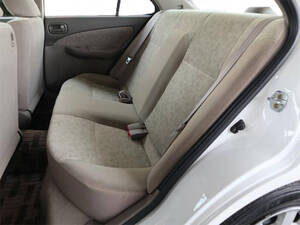 Nissan Sunny Interior 